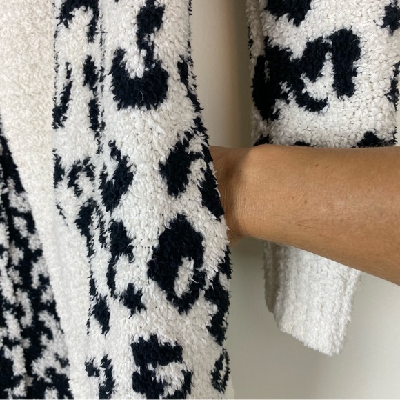 UGG Fremont Open Front Circle Cardigan in Snow Leopard size Medium - Picture 4 of 5